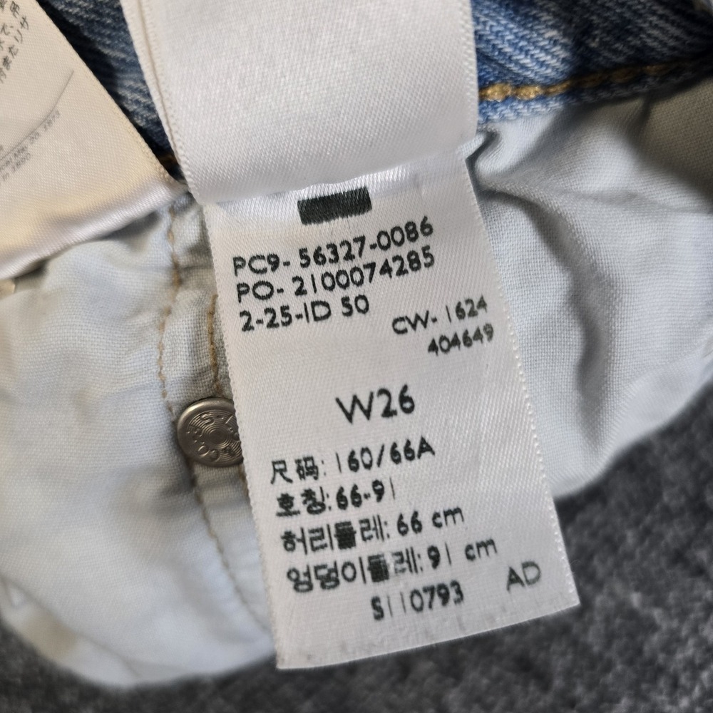 Levis 501 Original Cutoff Denim Shorts Light Wash Button Fly Womens 26 High Rise - Picture 5 of 11
